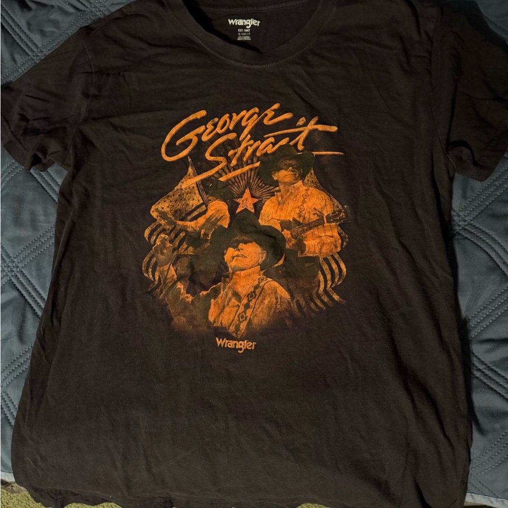 Wrangler Black and Orange Graphic Tee